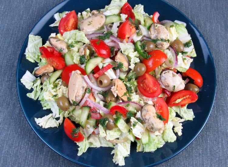 Salad Recipe - Mussel Salad with Cabbage, Tomatoes and Olives