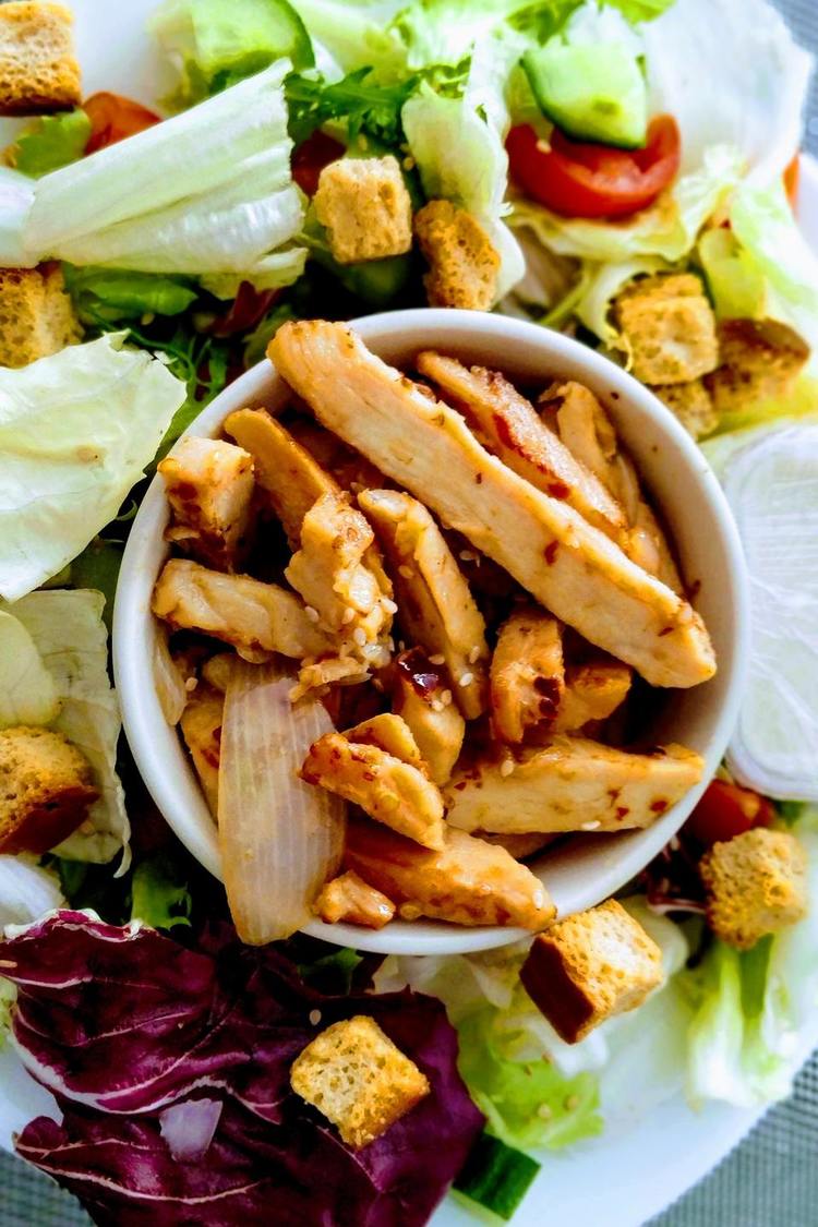 Salad Recipe - Grilled Chicken Caesar Salad