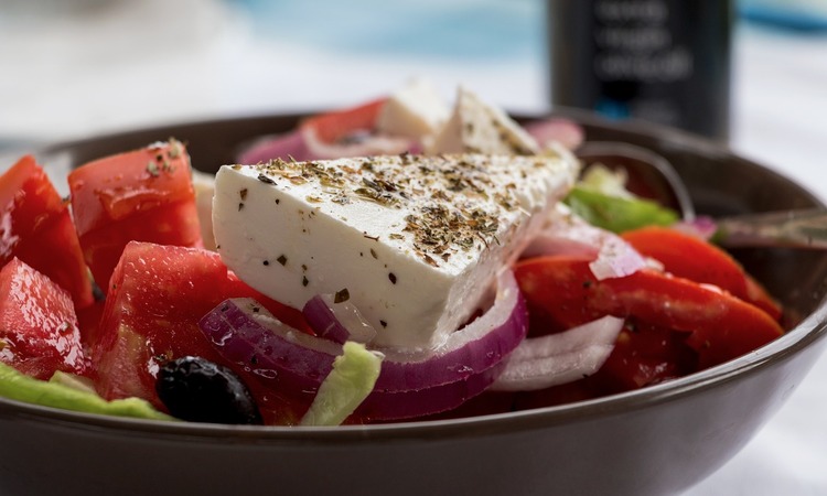 Greek Feta Salad with Tomatoes, Black Olives and Red Onions Recipe